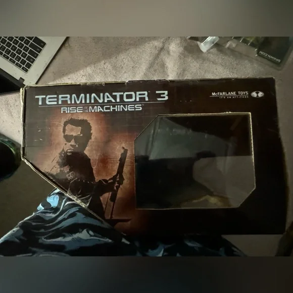 12-inch TERMINATOR 3 - RISE OF THE MACHINES: WITH SOUND - Picture 2 of 7